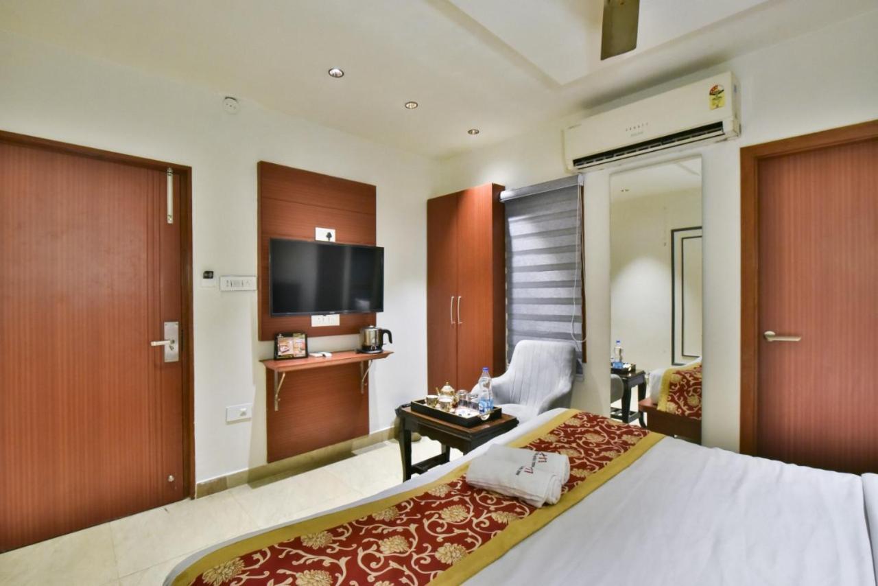 Hotel Highland Amritsar Exterior photo