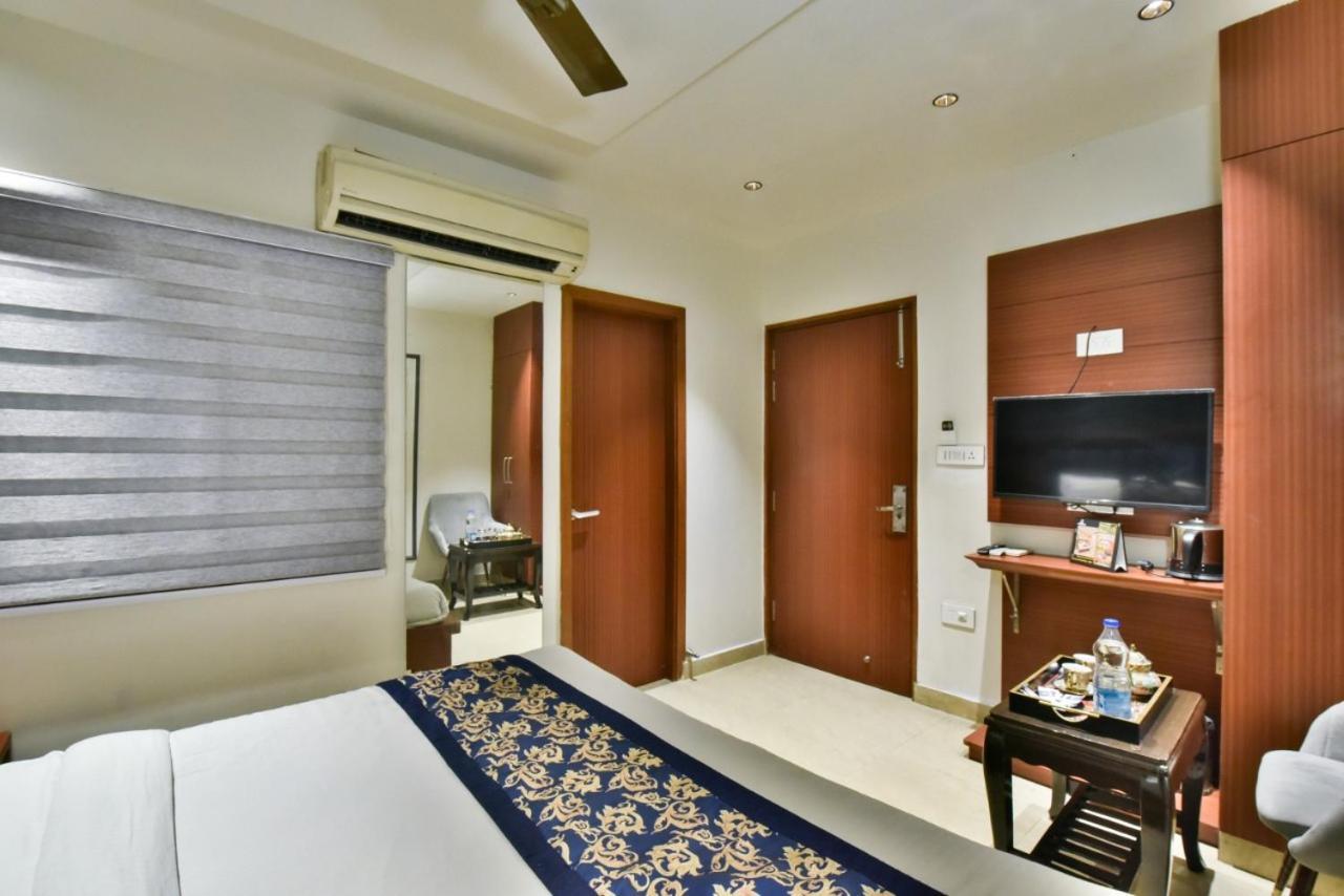 Hotel Highland Amritsar Exterior photo